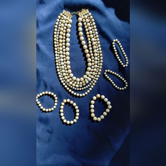 Vintage Multi Layer Necklace & Layered Bracelets - Picture 4 of 6